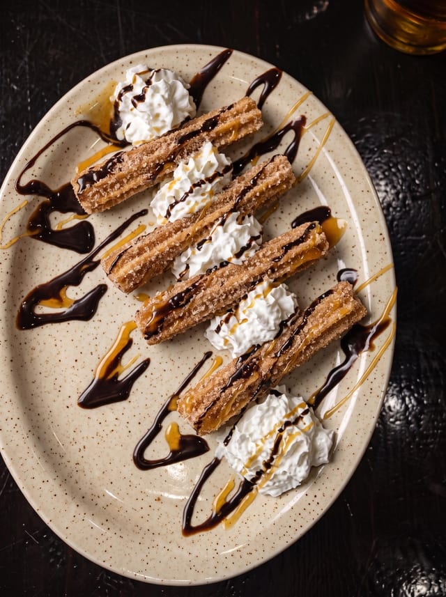 Churros con Helado.